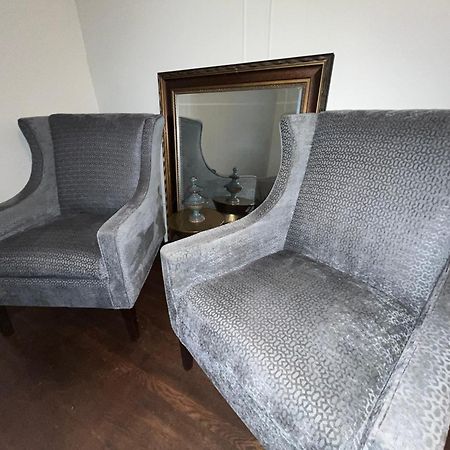 2 Bedroom Stylist Apartment Detroit Exterior foto